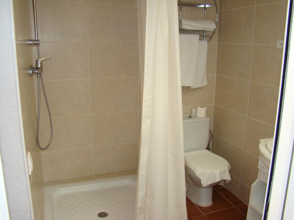 קמברילס Hostal Platja מראה חיצוני תמונה