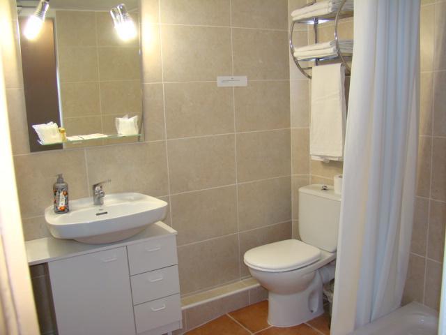 קמברילס Hostal Platja מראה חיצוני תמונה